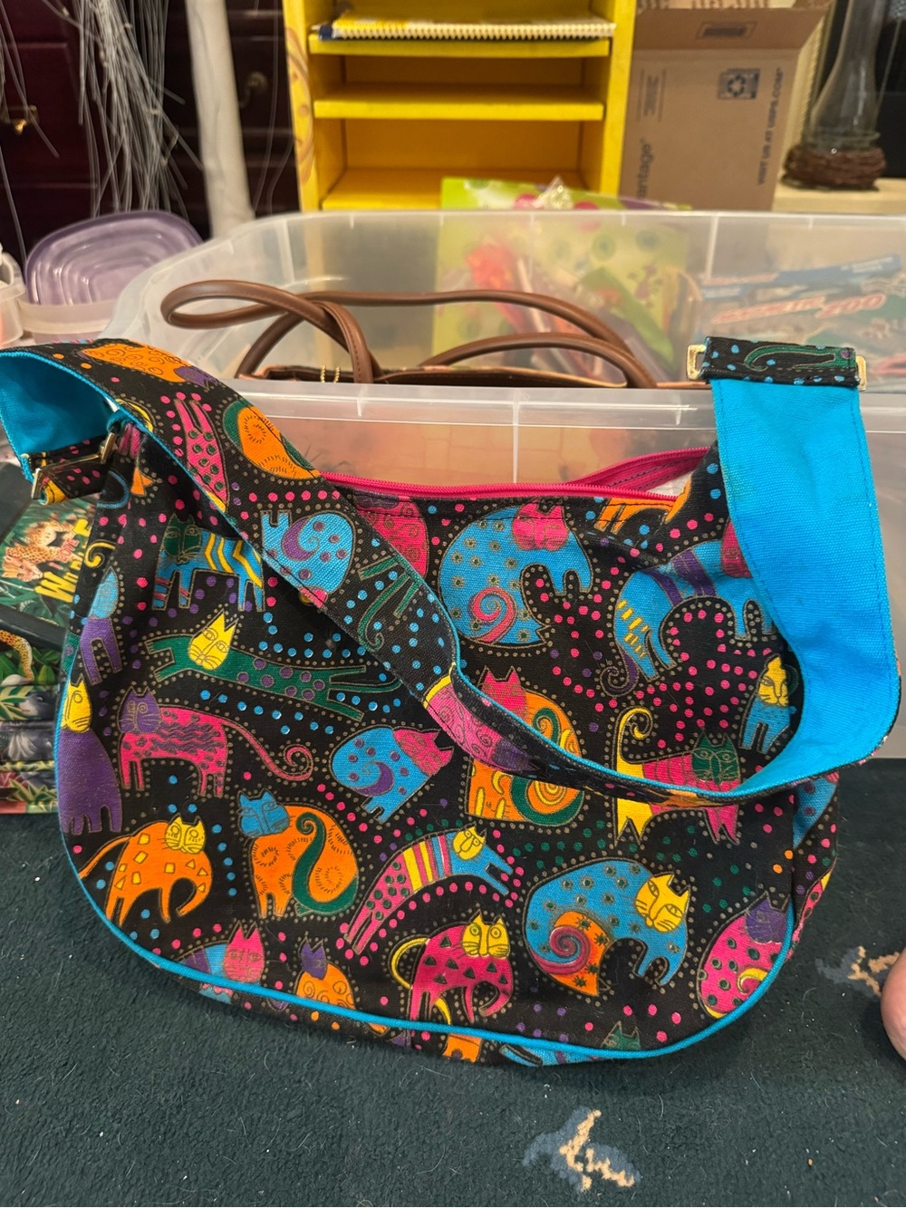 Colorful Cat-Print Shoulder Bag in Multicolor - Unbranded
